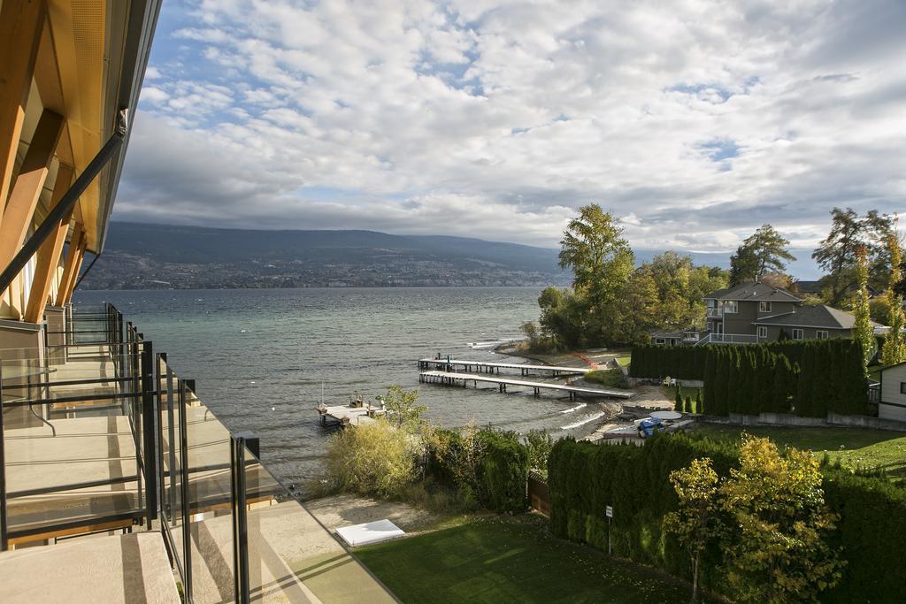 Summerland Waterfront Resort & Spa Exteriör bild